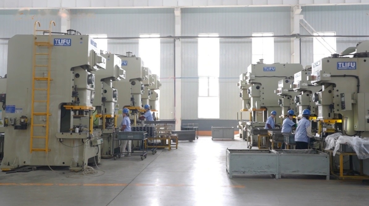 LAIFU mechanical presses in the XCWY stamping area